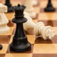 Rappel : Jouer aux échecs !